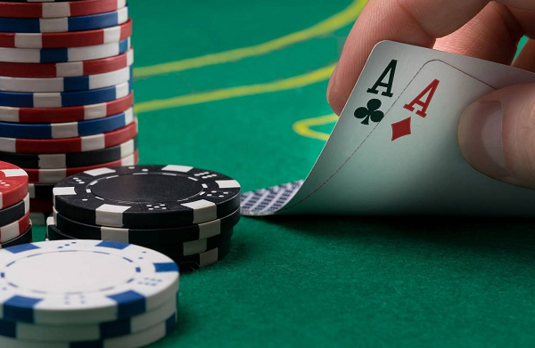 Judi Poker uang asli: Bagaimana menjadi master dan menghasilkan
