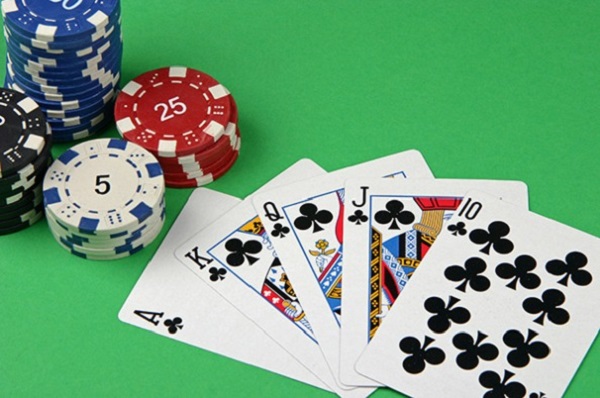 Petunjuk tentang cara bermain Poker Online untuk pemula