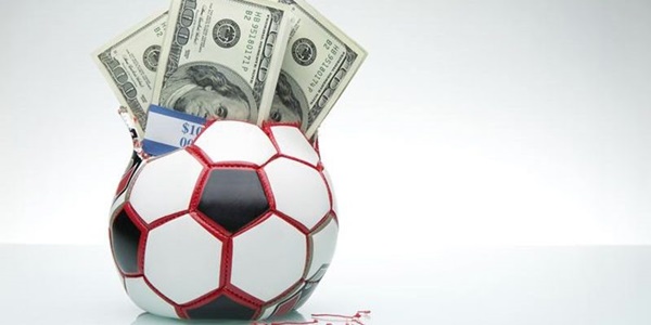 Strategi bet bola terpercaya yang menghasilkan uang mudah bagi Anda