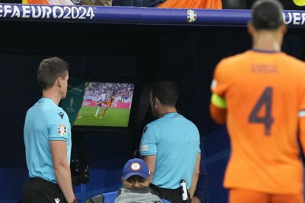 Jalan Inggris ke Final Piala Eropa 2024 Picu Kontroversi: Media Spanyol Diklaim 'Kecurangan'