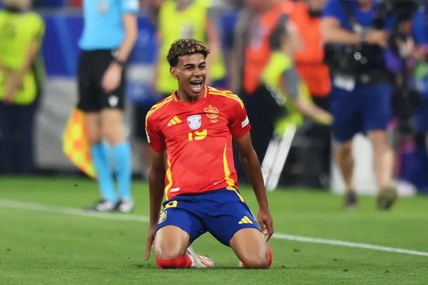 Michel Memuji Lamine Yamal sebagai Talenta Terhebat dalam Sejarah Sepak Bola Spanyol